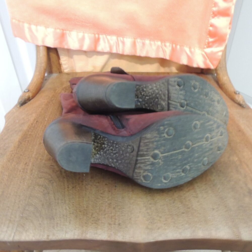 Browns boutties, all leather burgundy, NEW. - Picture 5 of 6